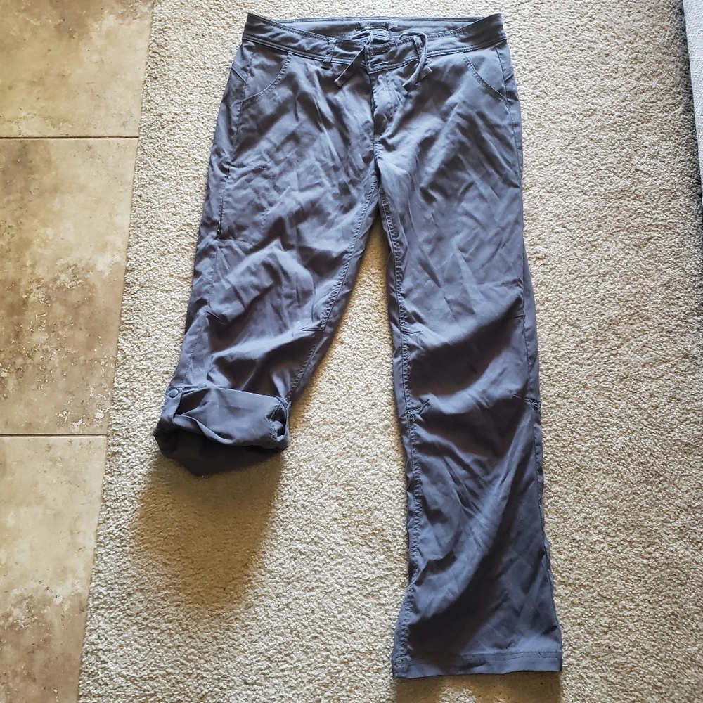 Prana rollup hiking pants in coal.